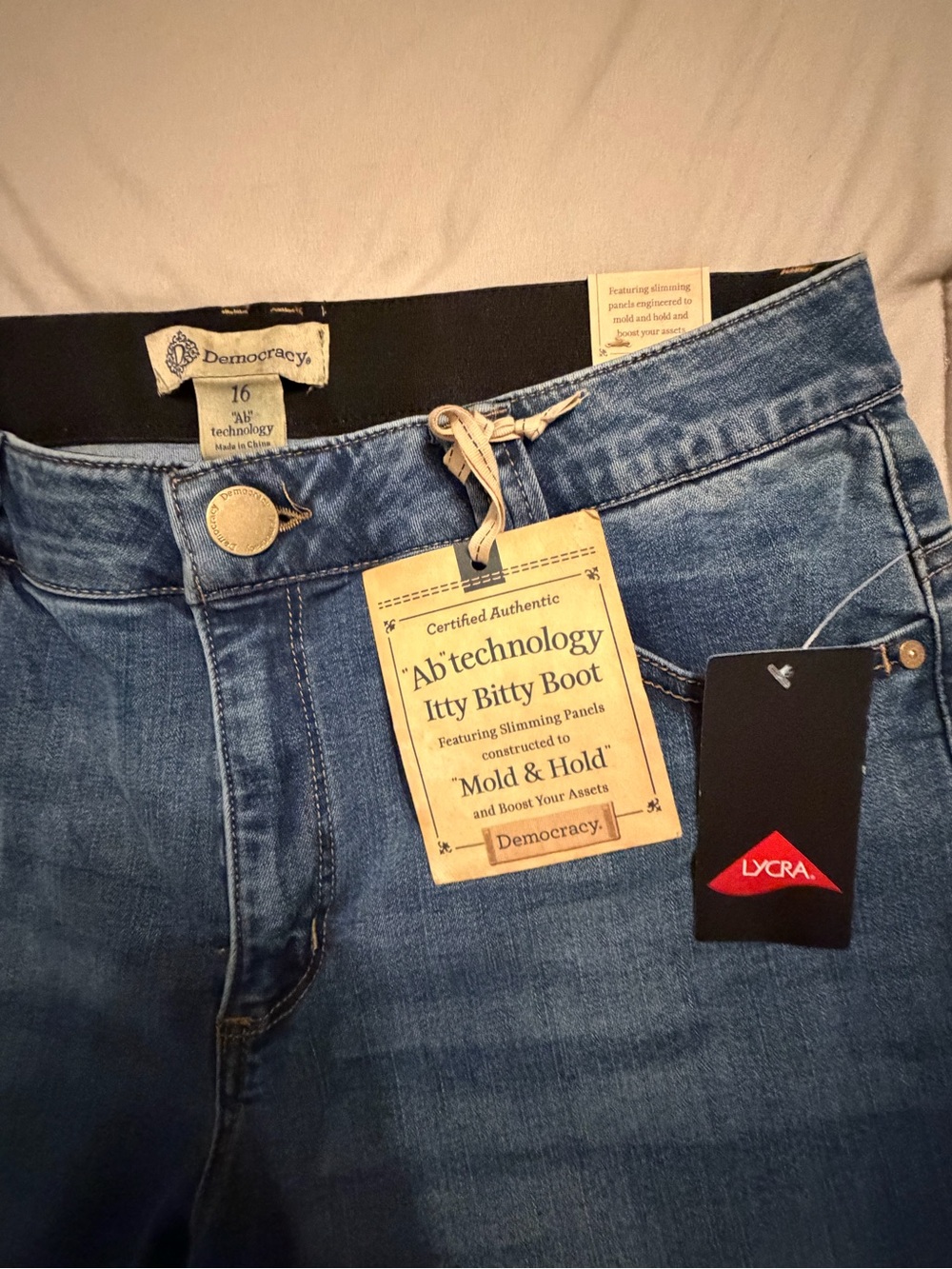 Democracy Medium Blue Flared Jeans — Wide Leg Denim - Picture 4 of 4